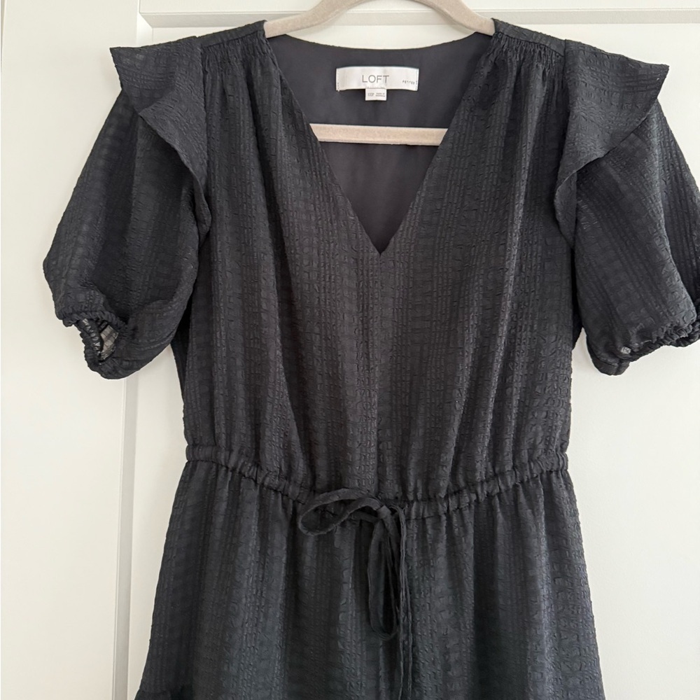 Loft Black tiered textured midi dress size xxsp - Picture 2 of 4
